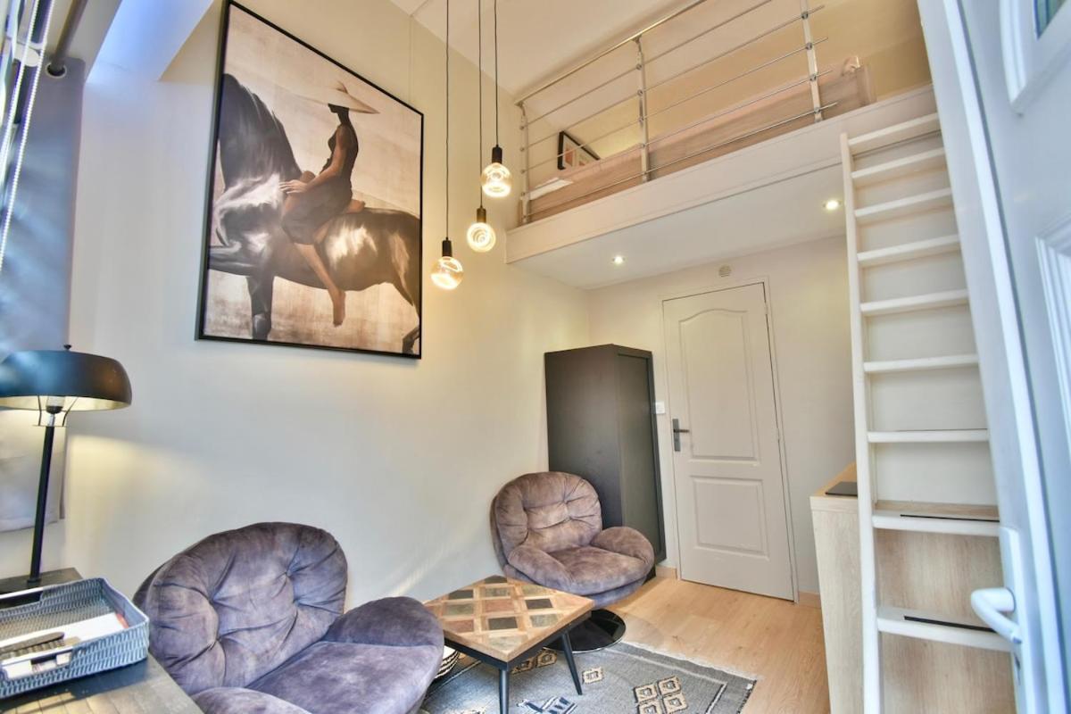 Cozy 5 Min Walk Palais Port